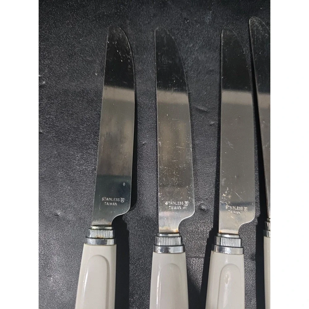 Corelle Shadow‎ Iris Cutlery, Set of 7 Knives, Flatware Collection, Kitchenware